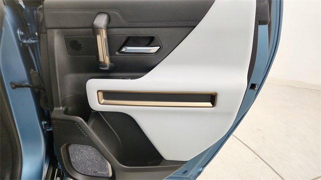 Used 2024 GMC Hummer EV 3X w/ Omega Edition image 27