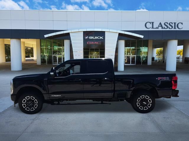 Used 2025 Ford F250 Platinum w/ FX4 Off-Road Package AWD/4WD image 5