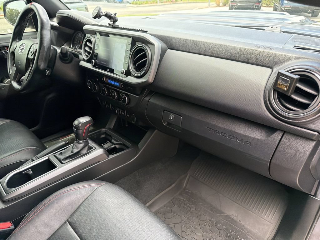 Used 2022 Toyota Tacoma TRD Pro AWD/4WD image 19