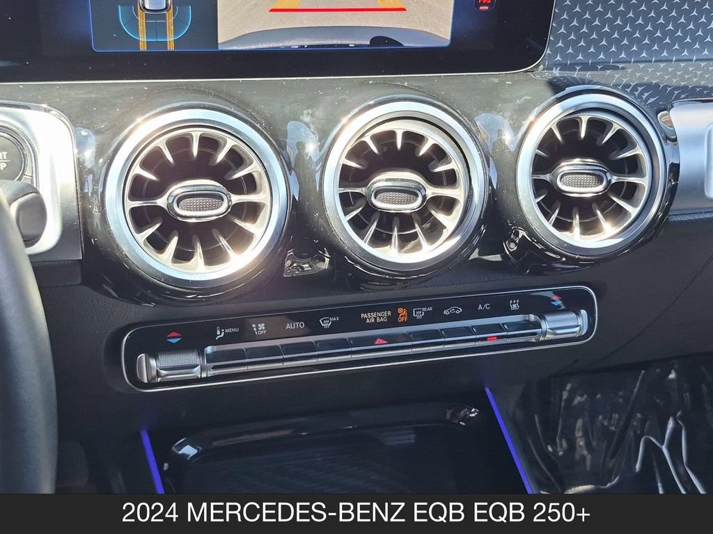 Used 2024 Mercedes-Benz EQB 250+ image 23