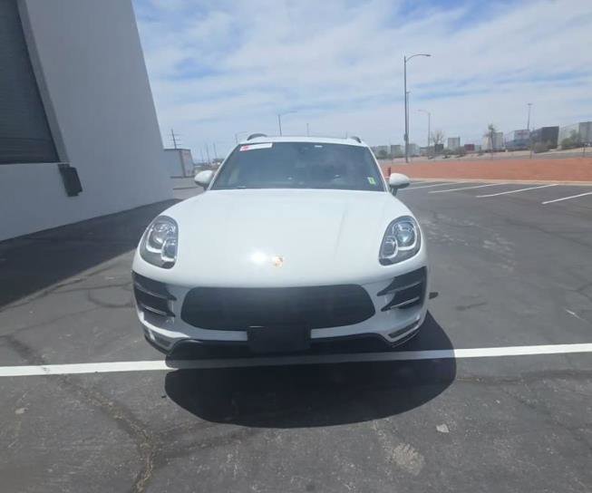 Used 2017 Porsche Macan Turbo AWD/4WD image 2