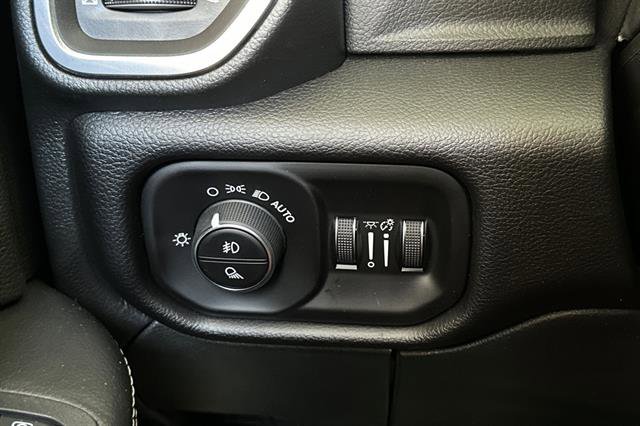 New 2025 RAM 2500 Laramie w/ Towing Technology Group image 21