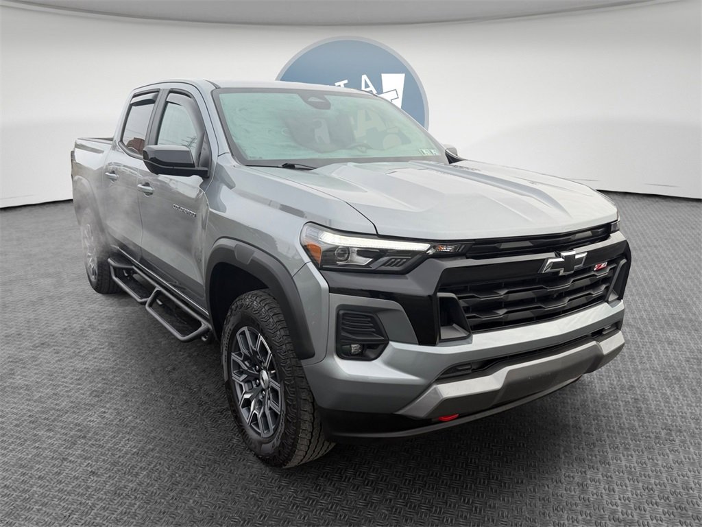 Certified 2024 Chevrolet Colorado Z71 w/ Z71 Convenience Package 2