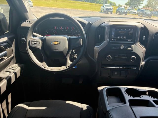 Used 2019 Chevrolet Silverado 1500 Custom w/ Custom Convenience Package RWD image 19