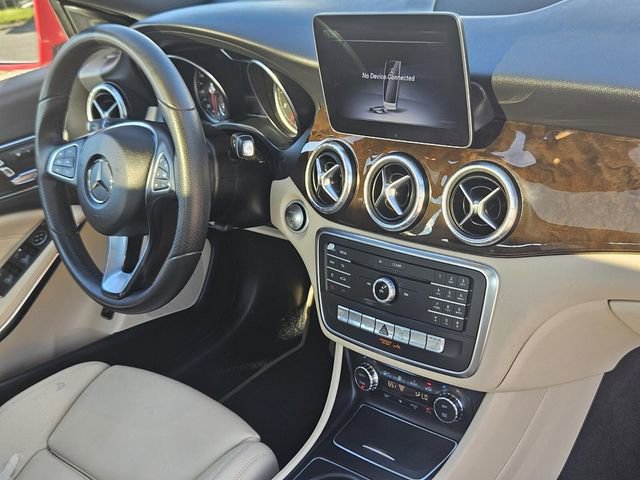Used 2018 Mercedes-Benz CLA 250 image 14
