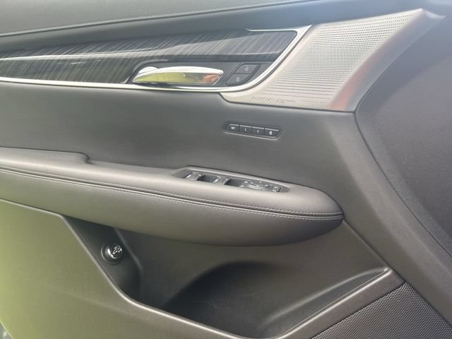 Certified 2024 Cadillac XT6 Premium Luxury AWD/4WD image 26