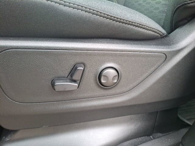 New 2026 RAM 1500 4x4 Crew Cab image 10
