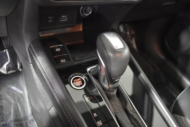 Used 2021 Nissan Kicks SR w/ SR Premium Package FWD image 18
