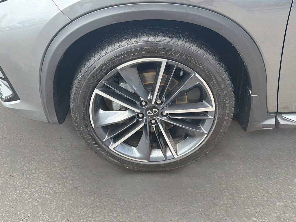 Used 2025 INFINITI QX55 Essential AWD/4WD image 41