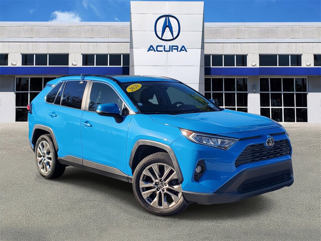 Used 2020 Toyota RAV4 XLE Premium image 1