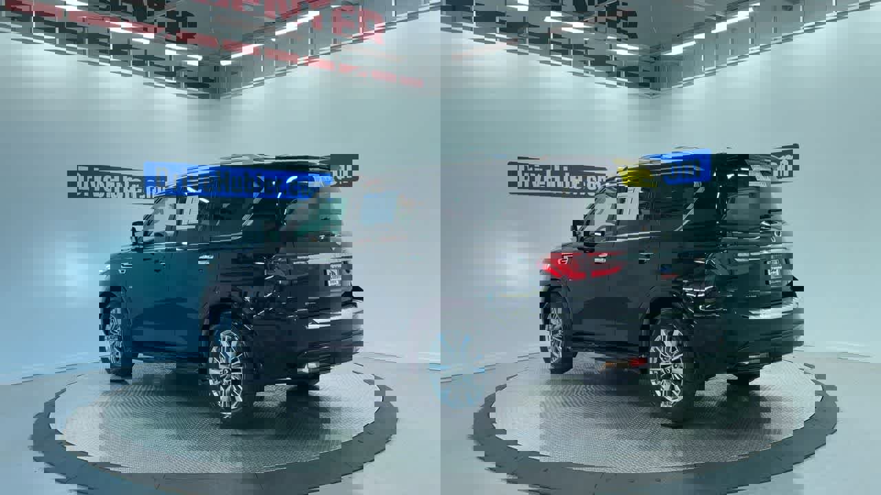 Used 2019 INFINITI QX80 Luxe w/ Proassist Package image 8