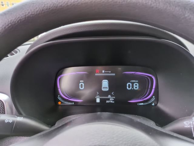 Used 2025 Kia Soul LX w/ LX Technology Package FWD image 24