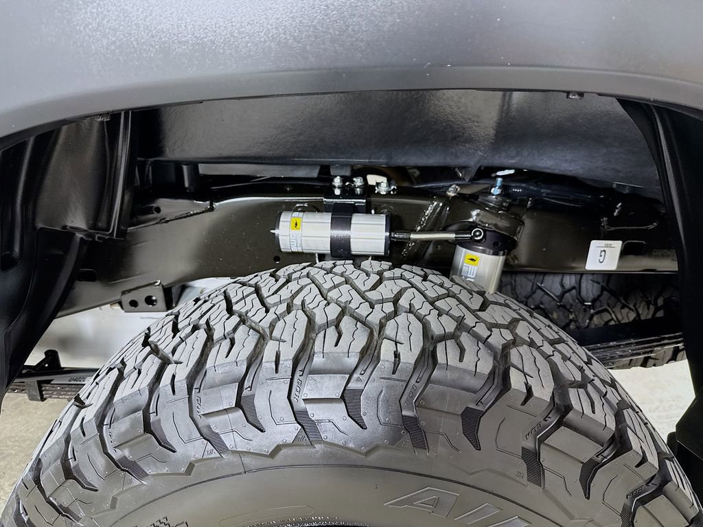 Used 2023 Toyota Tacoma TRD Off-Road w/ TRD Premium Off Road Package image 39