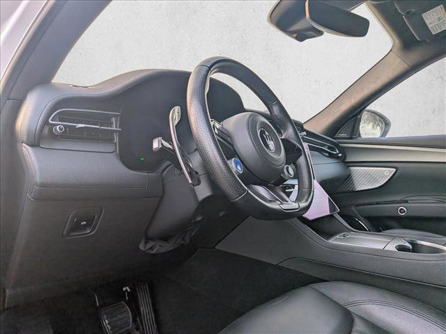 Used 2024 Maserati Grecale GT image 10