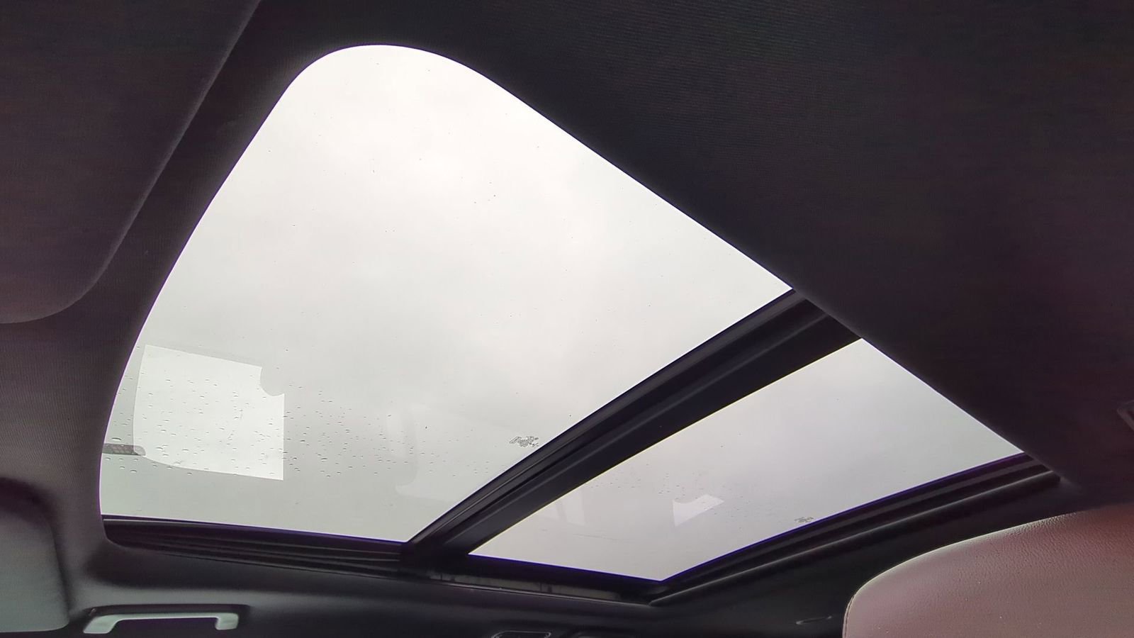 Used 2022 Ford Expedition Max Limited image 19