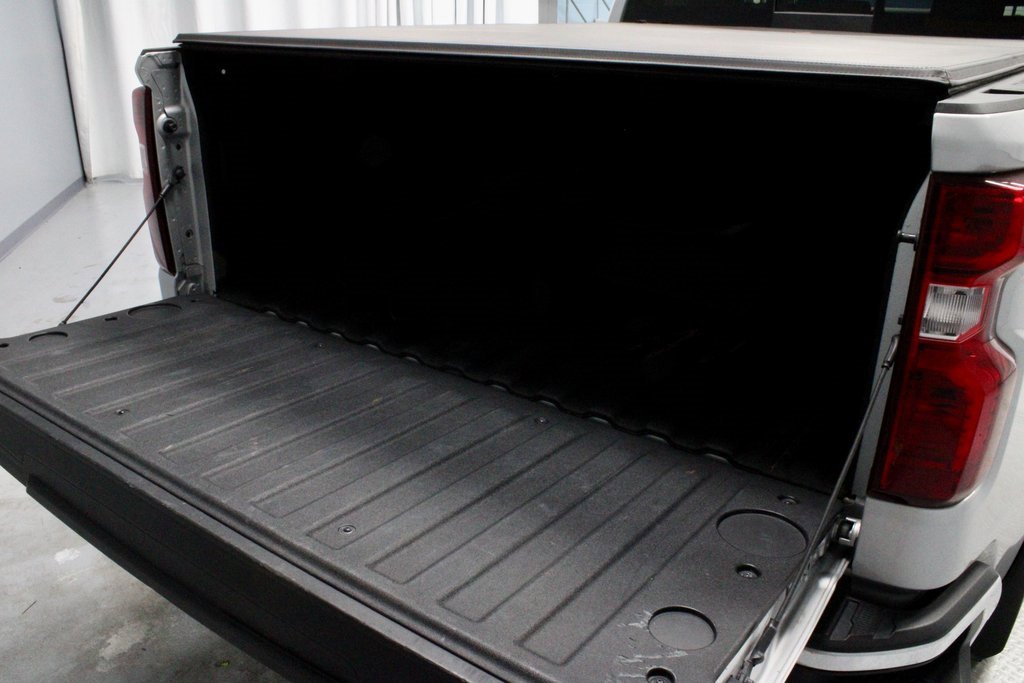 Used 2021 Chevrolet Silverado 1500 LT image 16