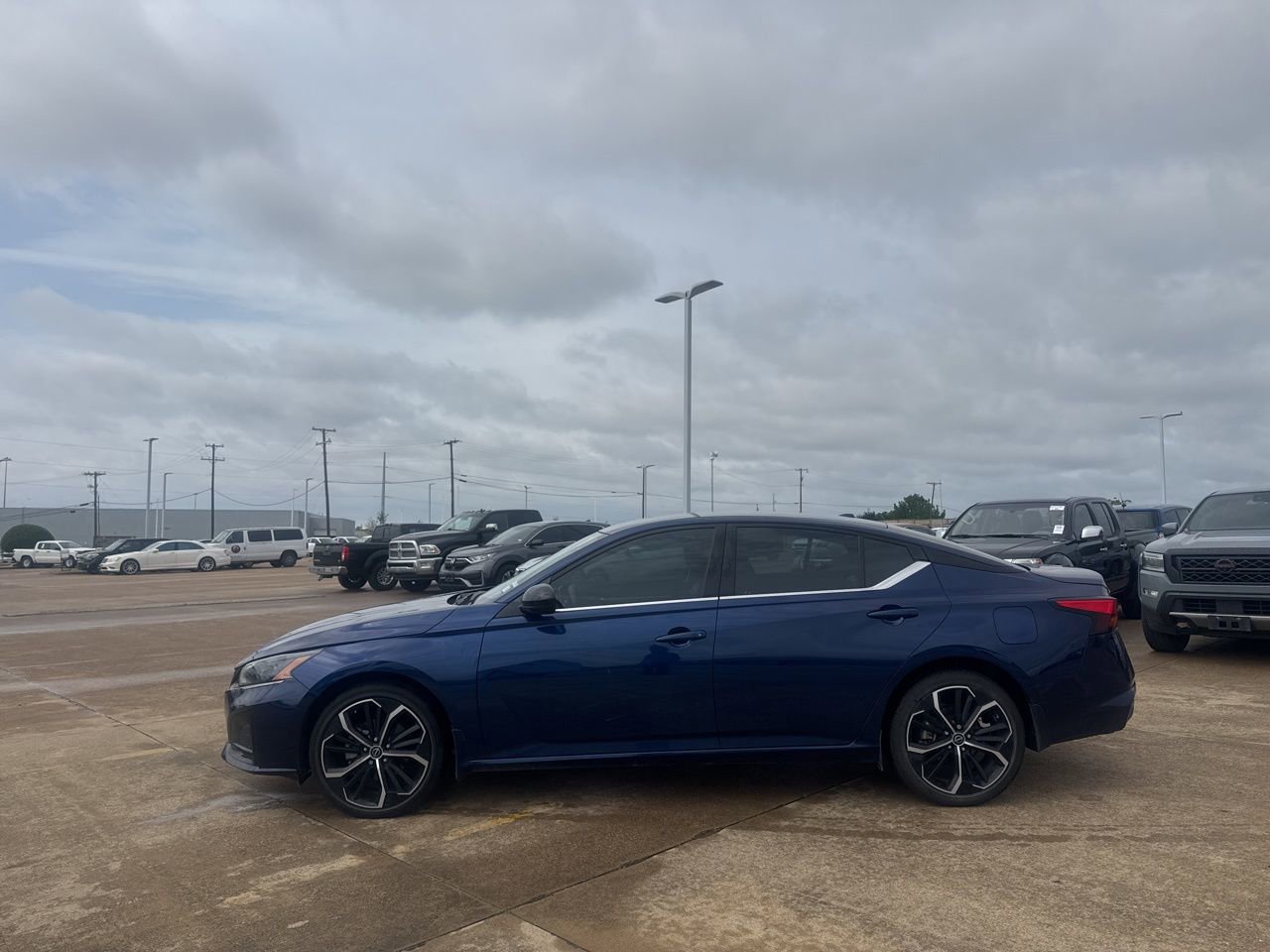 Certified 2024 Nissan Altima 2.5 SR AWD/4WD image 12