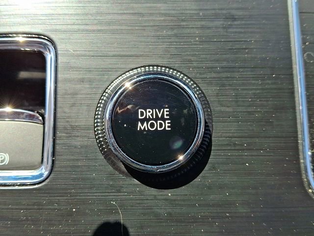 Used 2025 Lincoln Aviator Reserve w/ Equipment Group 201A image 25