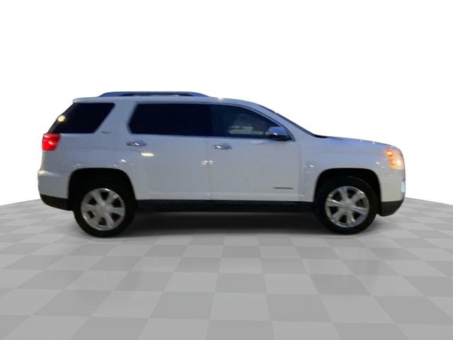 Used 2017 GMC Terrain SLT image 3