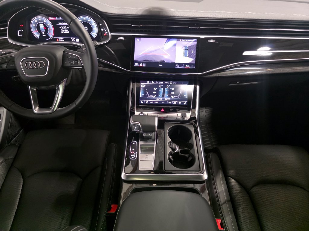Certified 2025 Audi Q7 3.0T Prestige w/ Prestige Package AWD/4WD image 14