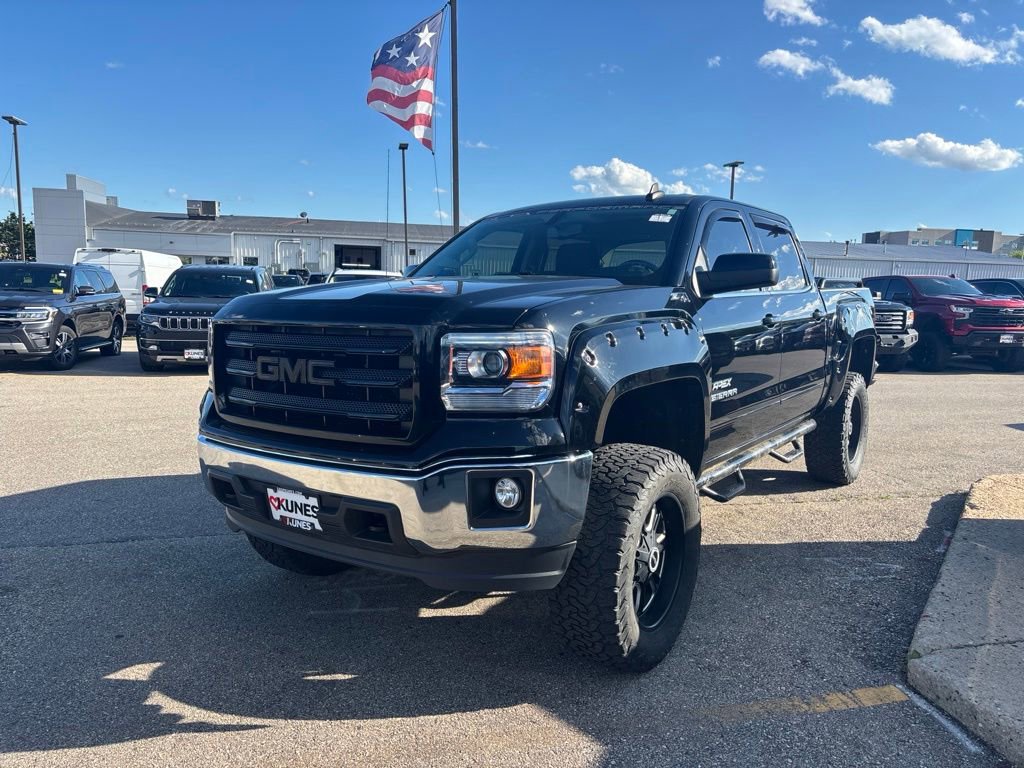 Used 2015 GMC Sierra 1500 SLE w/ SLE Value Package AWD/4WD image 3