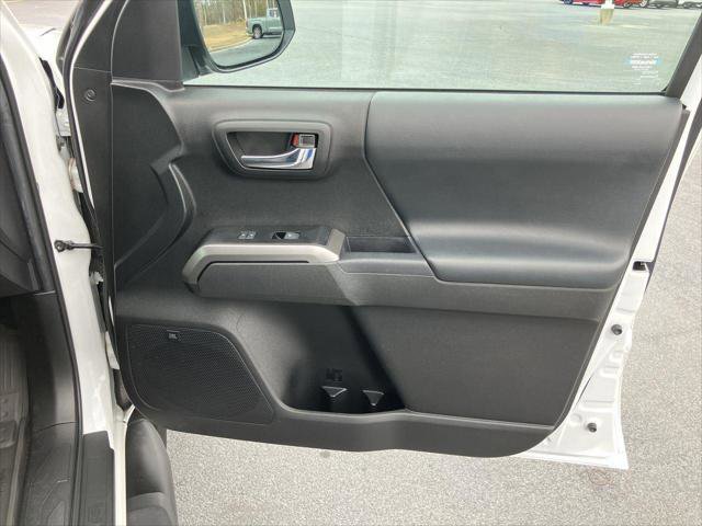 Certified 2022 Toyota Tacoma Limited w/ Nightshade Package image 37