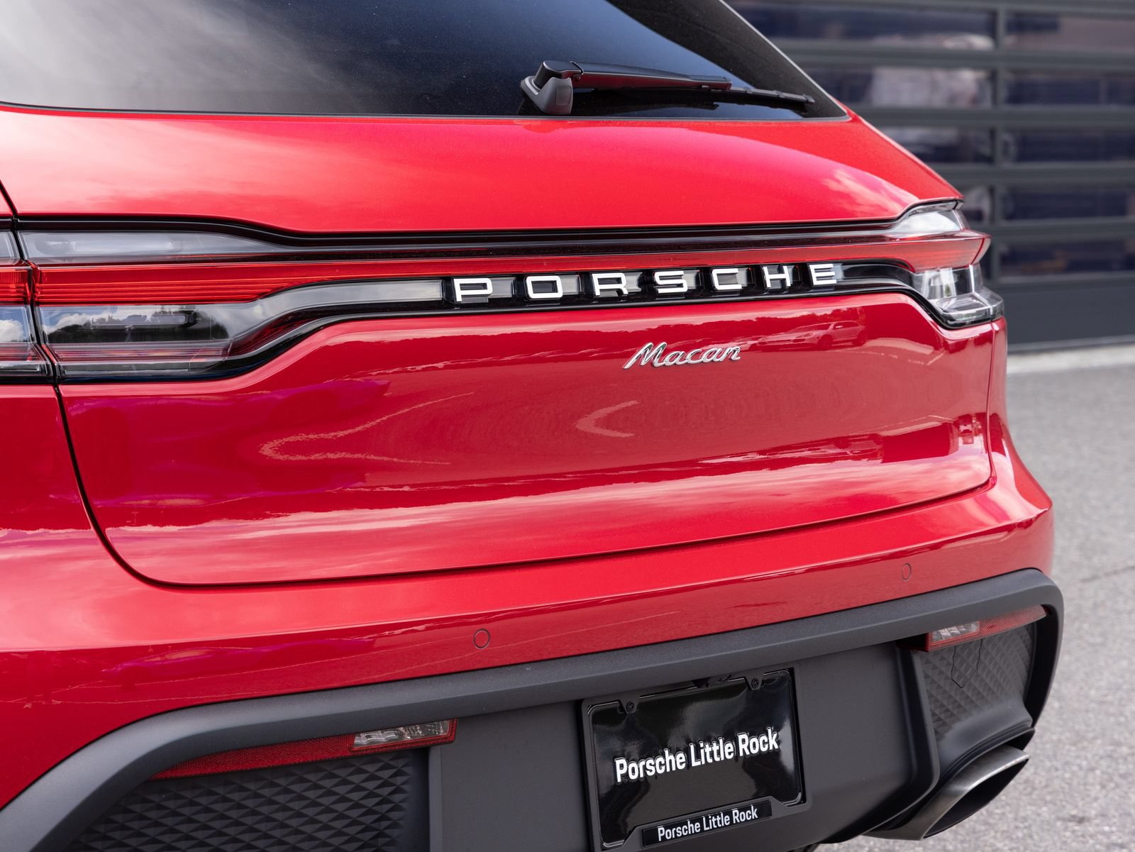 Certified 2026 Porsche Macan AWD/4WD image 12