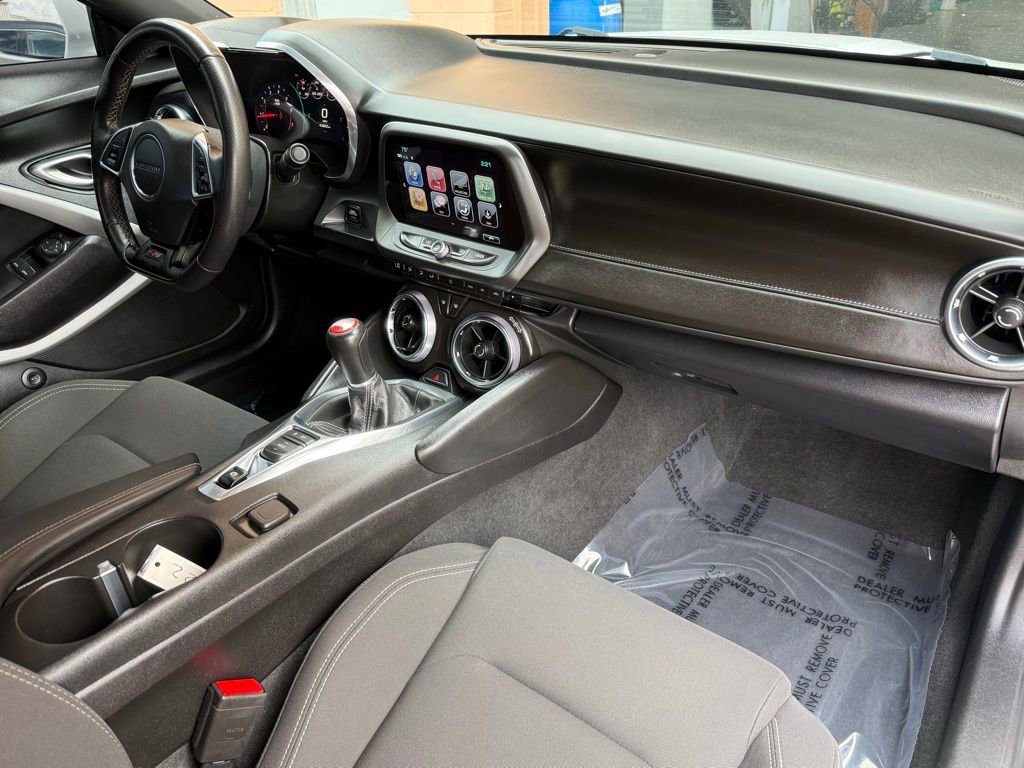 Used 2018 Chevrolet Camaro SS image 14