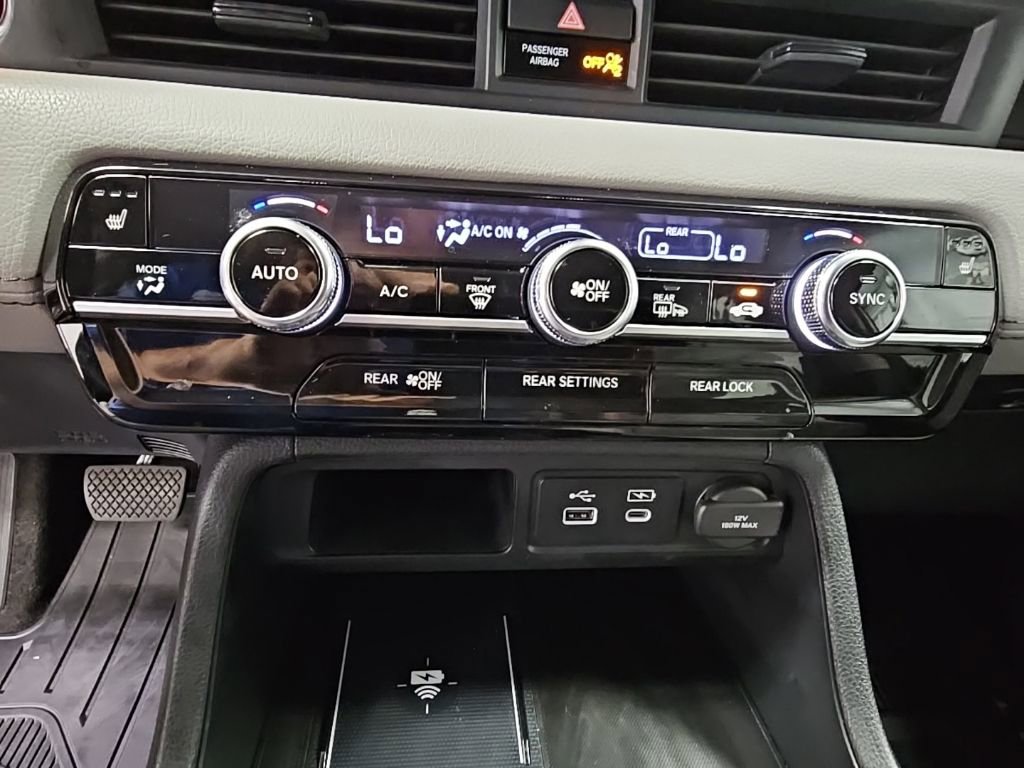 Used 2023 Honda Pilot Touring image 19