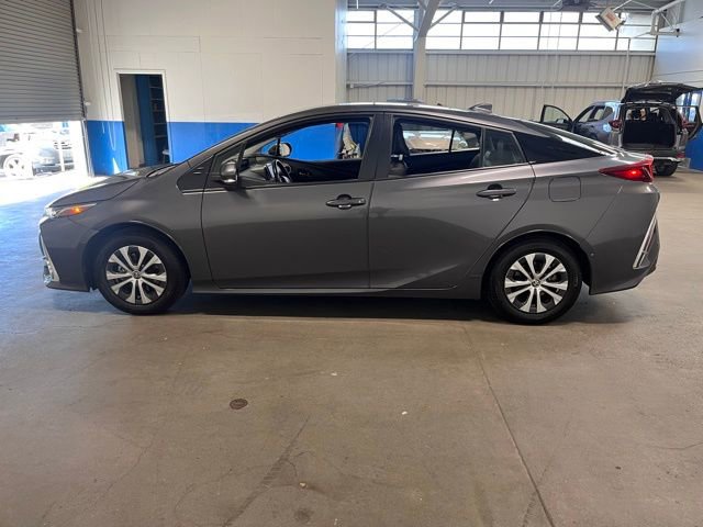 Used 2022 Toyota Prius Prime Limited image 6