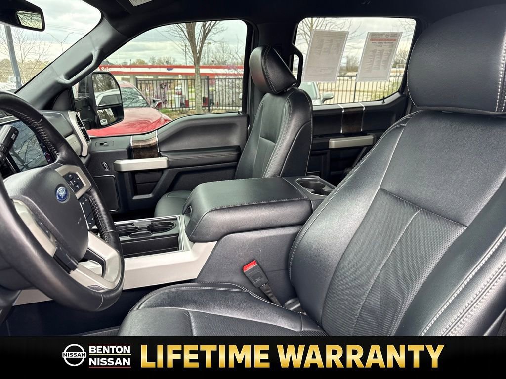 Used 2022 Ford F250 Lariat w/ Black Appearance Package image 11