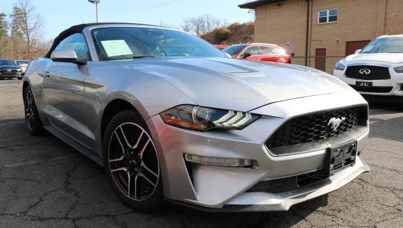 Used 2021 Ford Mustang Premium RWD image 3