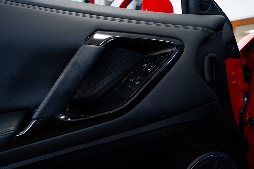Used 2023 Nissan GT-R Premium w/ Floor Mat Package image 28