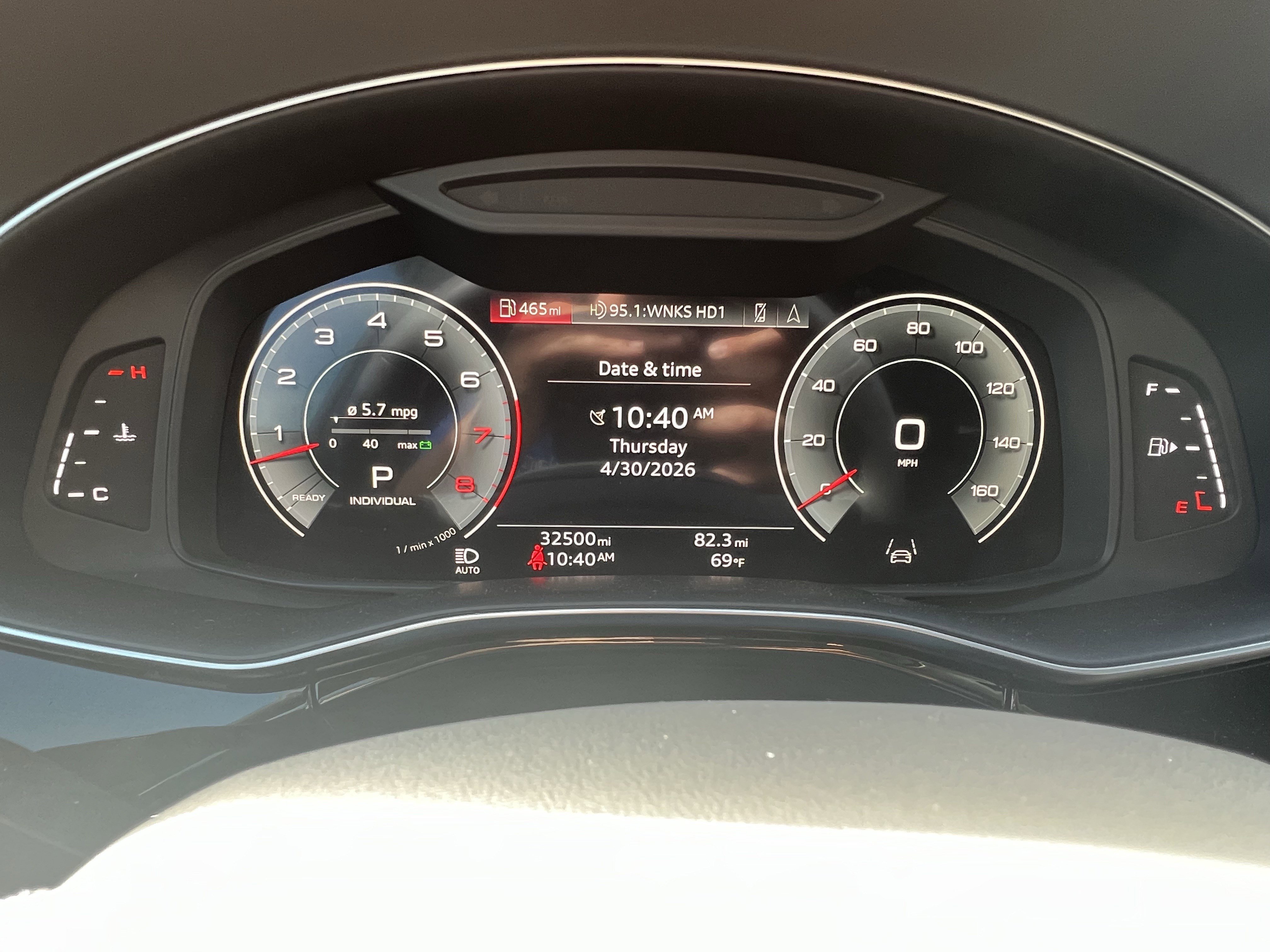 Used 2022 Audi Q8 Prestige AWD/4WD image 21