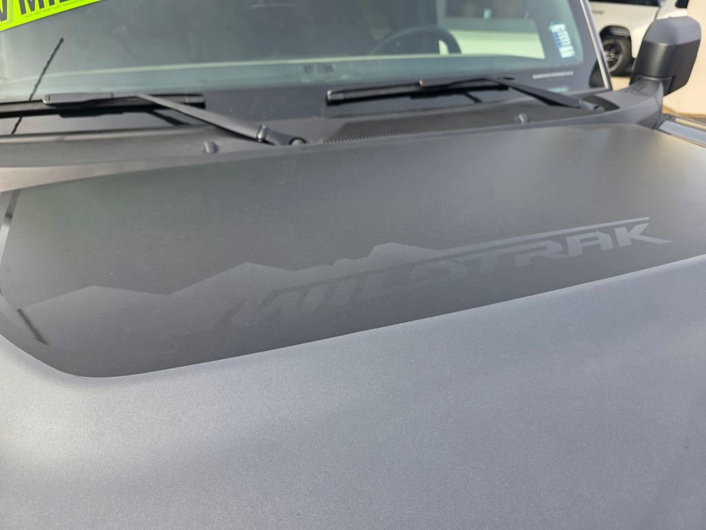 Used 2024 Ford Bronco Wildtrak image 28