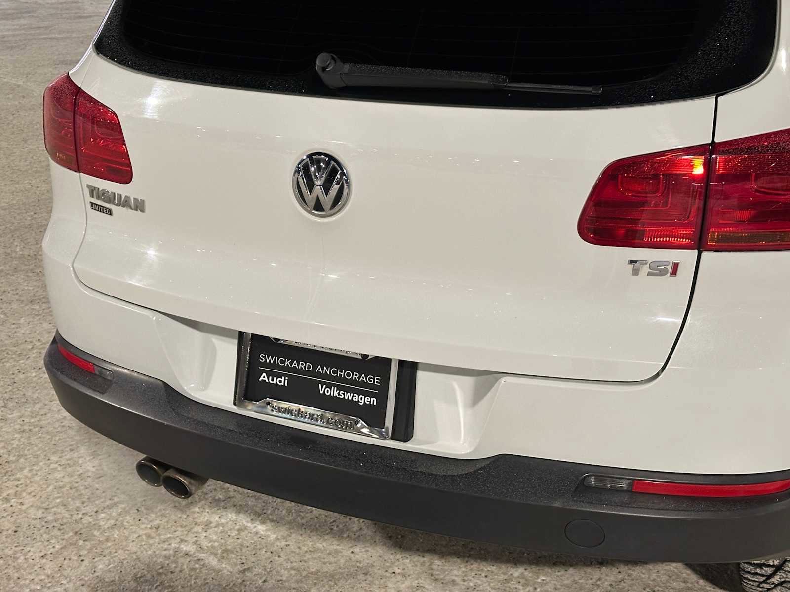 Used 2017 Volkswagen Tiguan S image 13