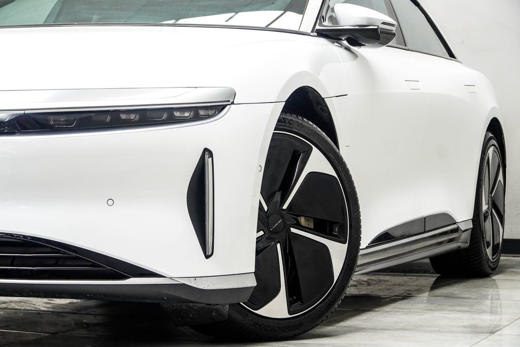 Used 2024 Lucid Air Touring image 6