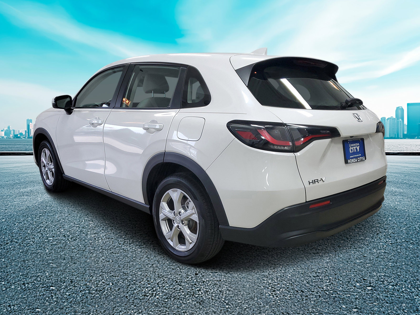 Used 2025 Honda HR-V LX image 3