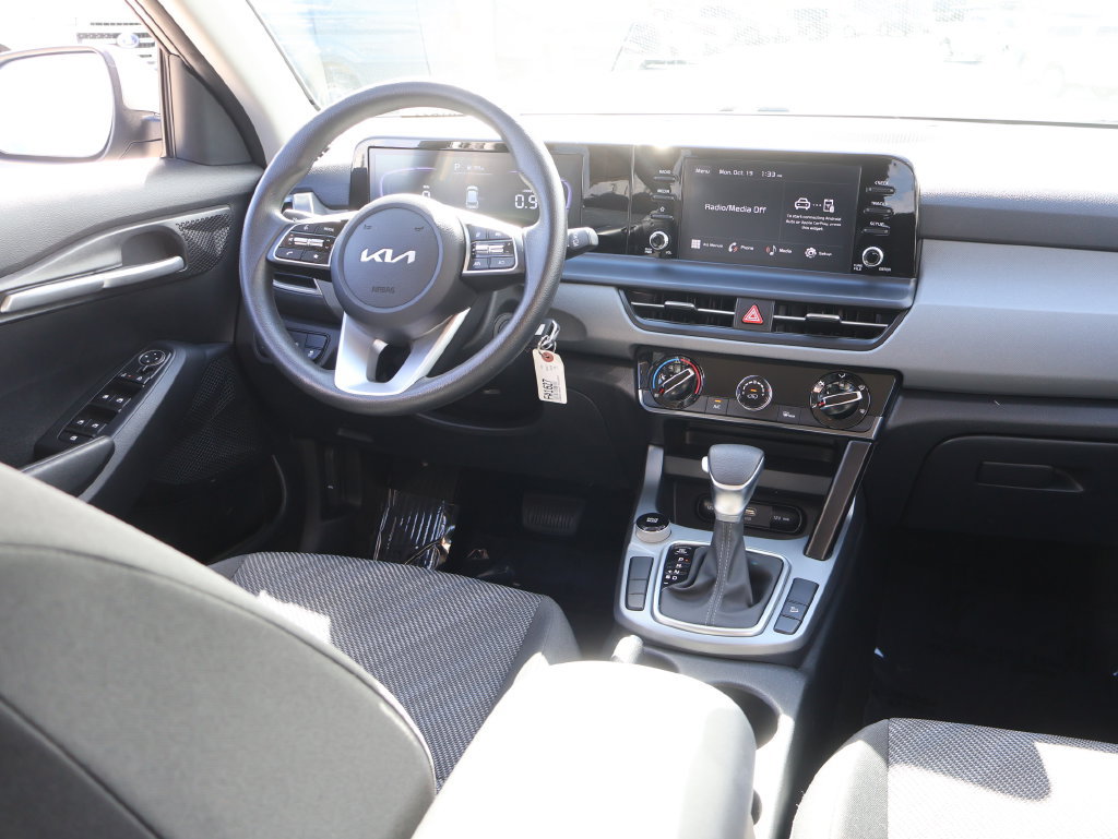 Used 2026 Kia Seltos LX FWD image 12