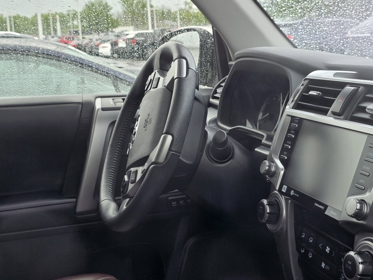 Used 2020 Toyota 4Runner Limited AWD/4WD image 15