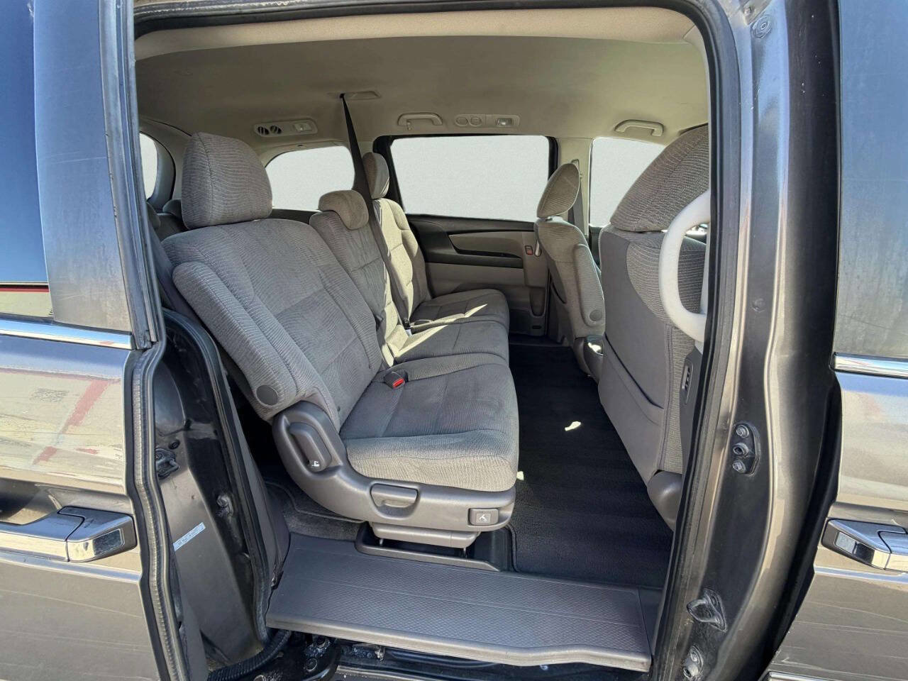 Used 2011 Honda Odyssey EX image 23