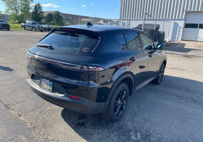 Used 2024 Dodge Hornet GT w/ GT Blacktop Package AWD/4WD video 3