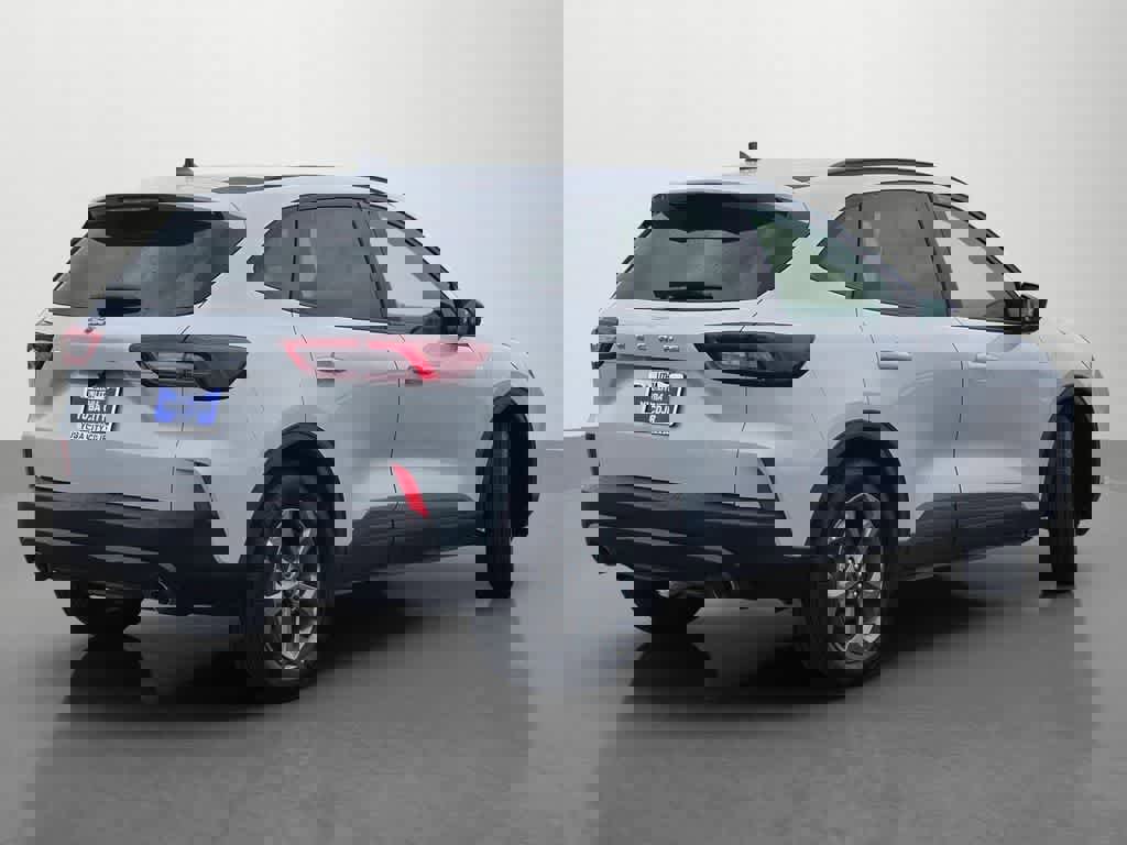 Used 2025 Ford Escape ST-Line image 6