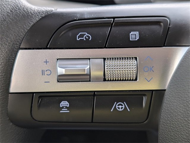 Used 2025 Hyundai Tucson SE image 20