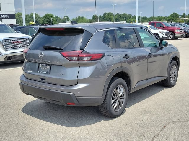 Used 2024 Nissan Rogue S AWD/4WD image 6