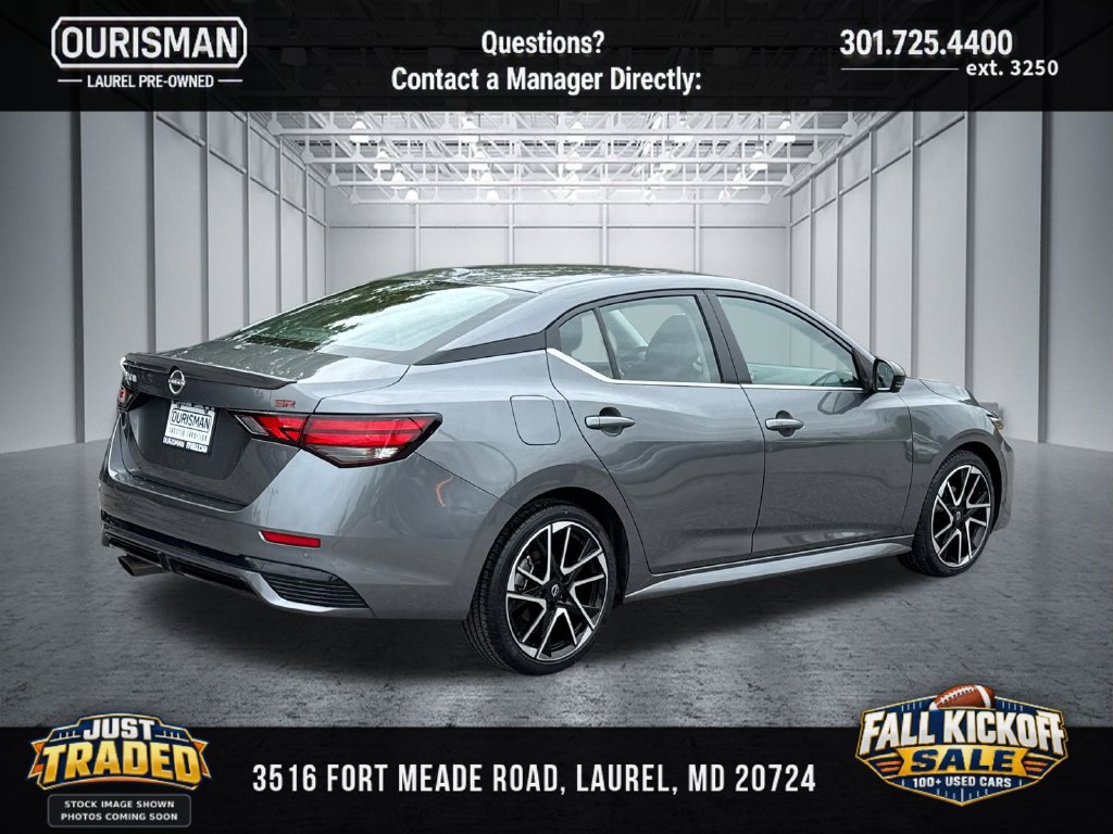 Used 2025 Nissan Sentra SR w/ SR Premium Package FWD image 2