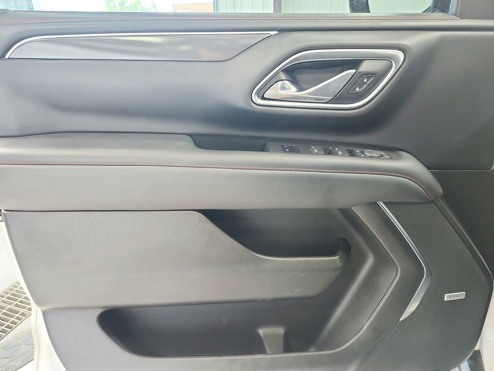 Used 2021 Chevrolet Tahoe RST w/ Luxury Package image 32