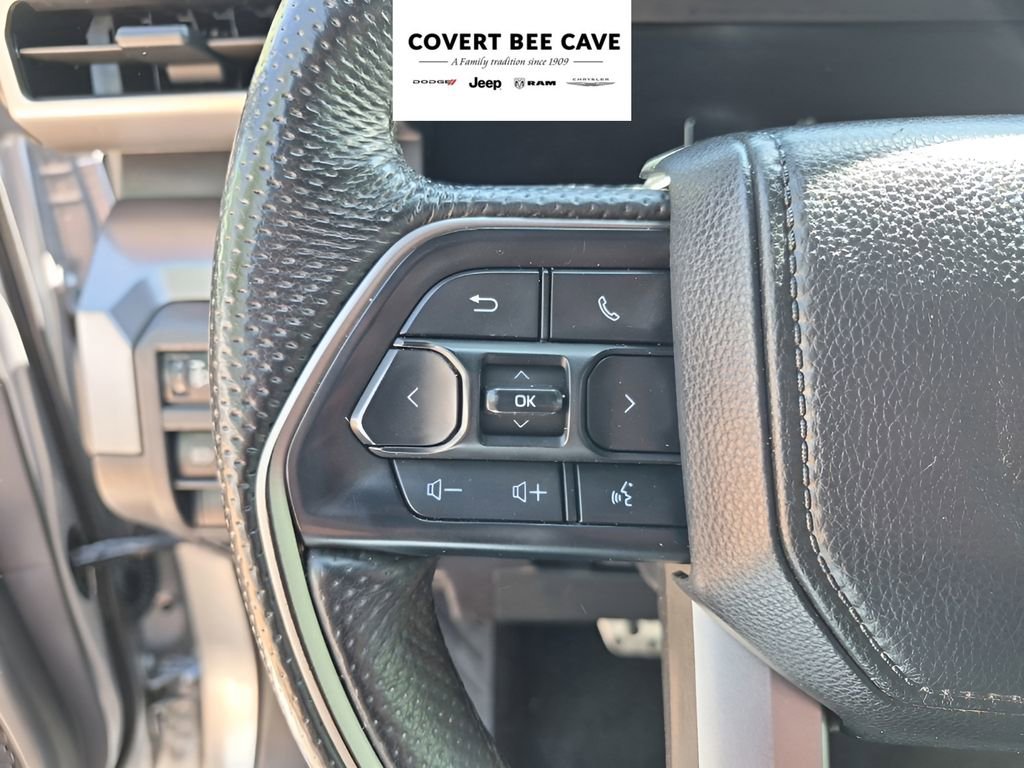 Used 2024 Toyota Tacoma TRD Sport image 32