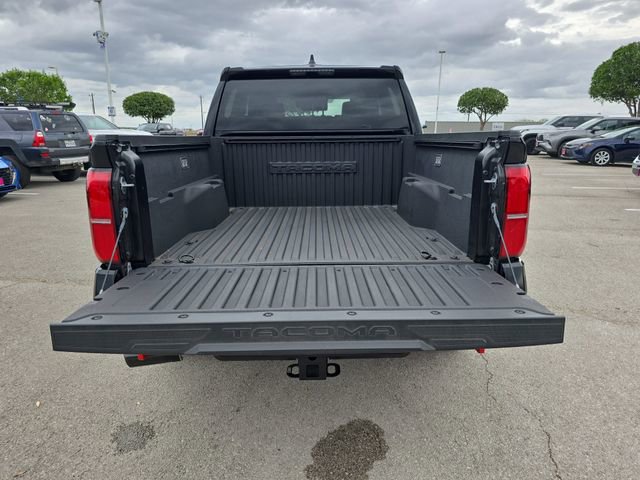 Used 2025 Toyota Tacoma TRD Off-Road image 12