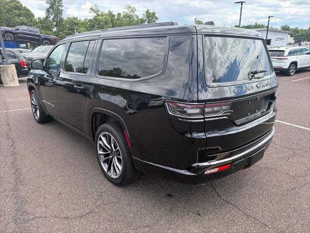 Certified 2025 Jeep Grand Wagoneer L Series III w/ Rear Seat Video Group 1 AWD/4WD image 4